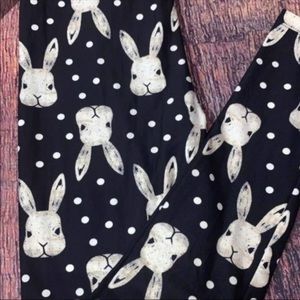 LuLaRoe TC Bunnies Leggings